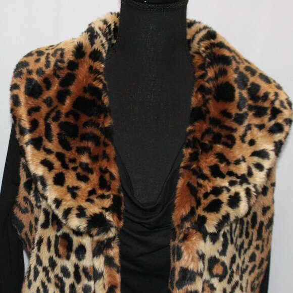 CEJON Faux LEOPARD FUR Vest Large - Picture 4 of 10